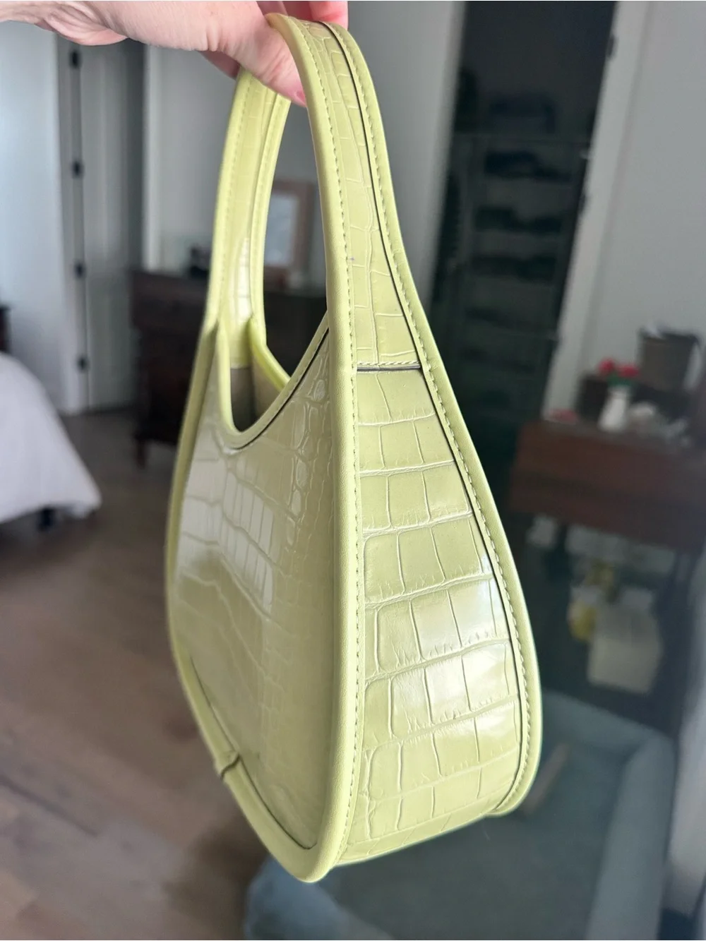 Ergo Bag In Croc Embossed Coachtopia Leather (Pale Lime)